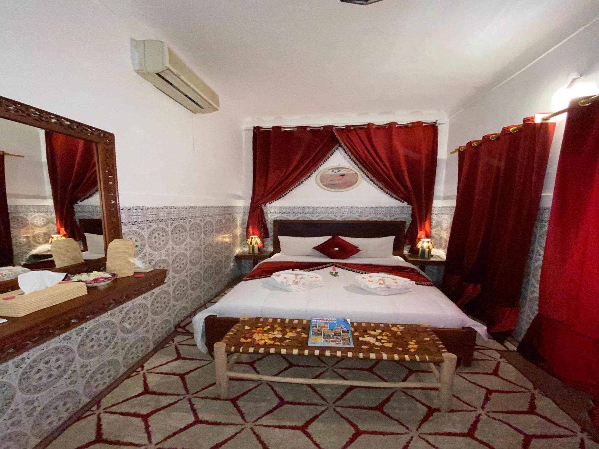 Riad Lazord De Marrakech Entier Marrakesh Exterior photo